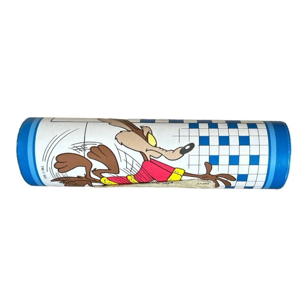 New Old Stock - Vintage 1995 Looney Tunes Prepasted Border